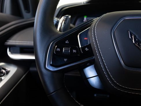 Used 2025 Chevrolet Corvette Stingray Preferred Cpe w/ 2LT image 22