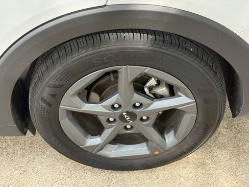 Used 2025 Kia K4 FWD image 32