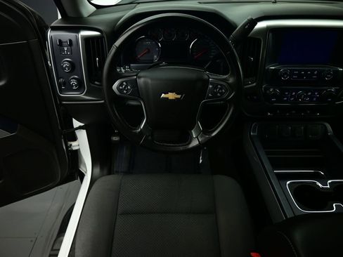 Used 2017 Chevrolet Silverado 1500 LT w/ LPO, Black Pack image 2