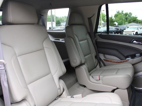 Used 2019 Chevrolet Tahoe Premier AWD/4WD image 33