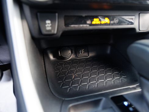 Certified 2025 Toyota RAV4 XLE image 24