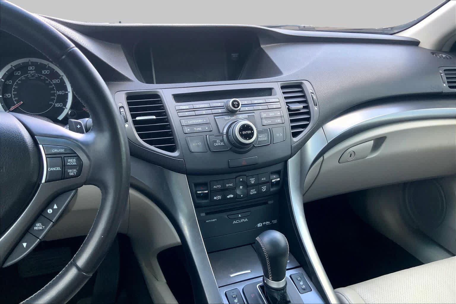 Used 2011 Acura TSX V6 Sedan FWD image 6