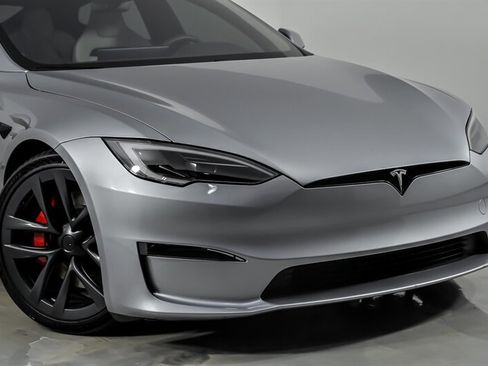 Used 2025 Tesla Model S Plaid AWD/4WD image 3