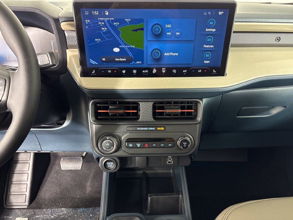 New 2026 Ford Maverick Lariat w/ 4K Tow Package AWD/4WD image 30