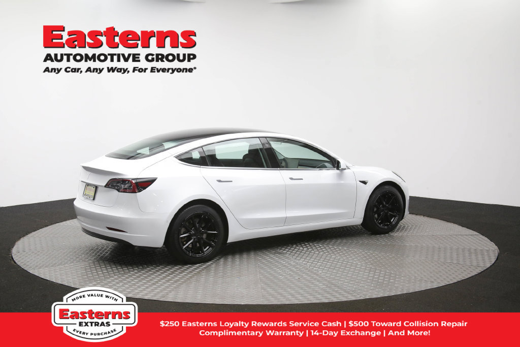 Used 2019 Tesla Model 3 Standard Range Plus RWD image 39