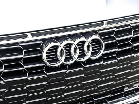 Used 2023 Audi A5 2.0T Premium w/ Convenience Package image 13