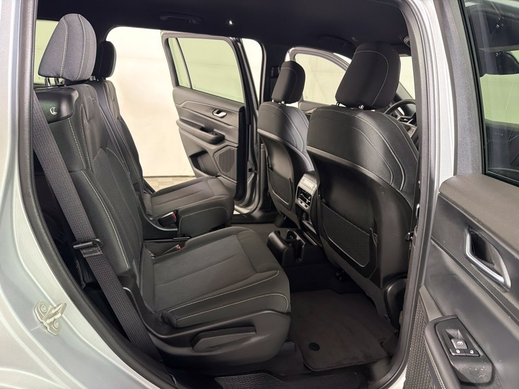 Used 2024 Jeep Grand Cherokee L Laredo w/ Luxury Tech Group I AWD/4WD image 23