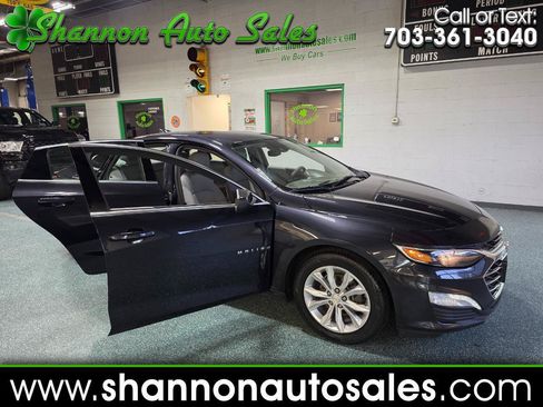Used 2022 Chevrolet Malibu LT FWD image 1