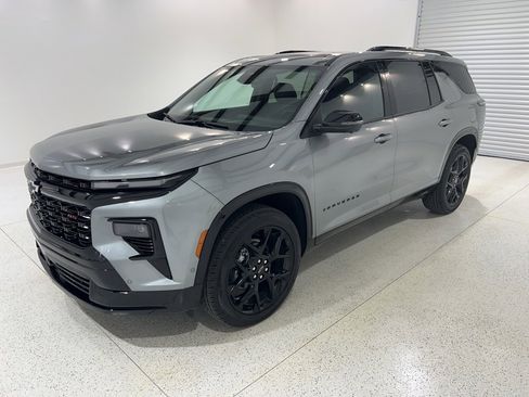 New 2026 Chevrolet Traverse RS image 1