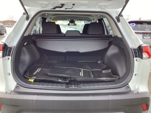 Used 2022 Toyota Corolla Cross LE image 13