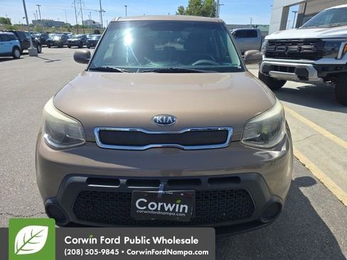 Used 2014 Kia Soul FWD image 3