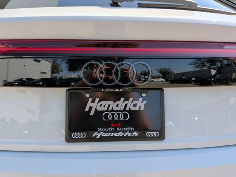 New 2026 Audi Q8 Premium Plus image 38