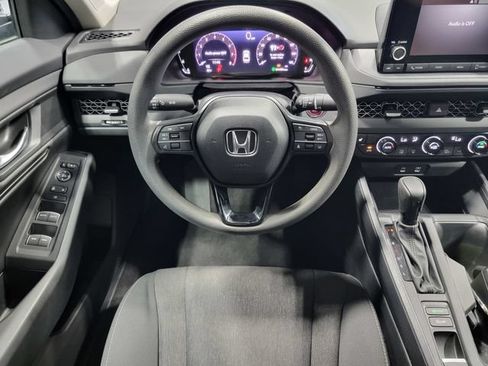 Certified 2023 Honda Accord EX image 24