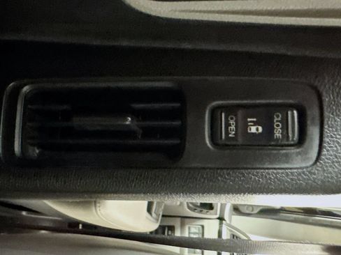 Used 2019 Honda Odyssey Touring image 32