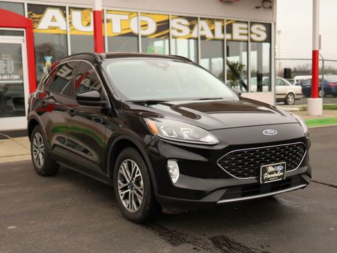 Used 2021 Ford Escape SEL image 3