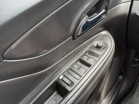 Used 2018 Buick Encore Preferred AWD/4WD image 19