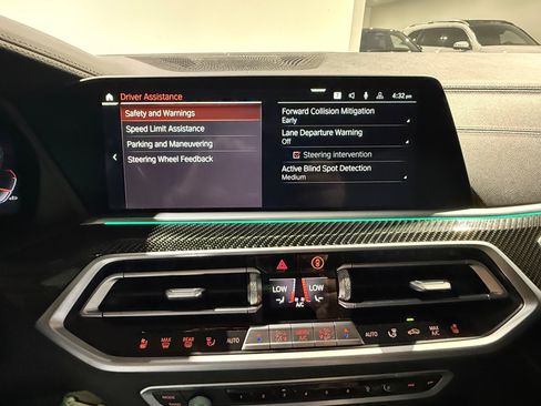 Used 2021 BMW X6 M50i w/ Executive Package AWD/4WD image 32