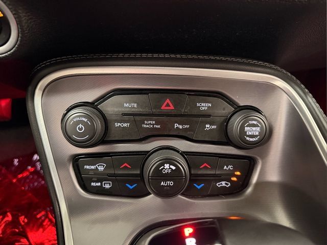 Used 2020 Dodge Challenger R/T RWD image 23