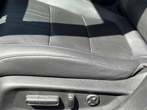 Used 2022 Honda Accord Touring image 14