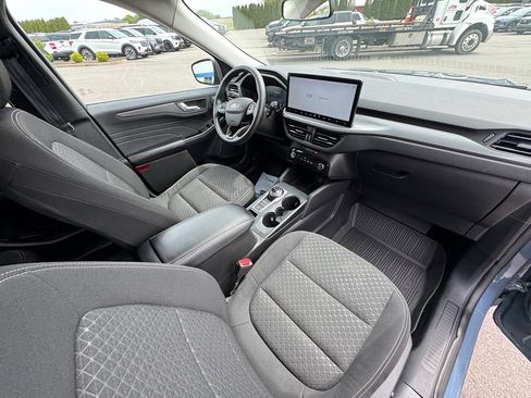 Used 2023 Ford Escape Active w/ Tech Pack #2 AWD/4WD image 11