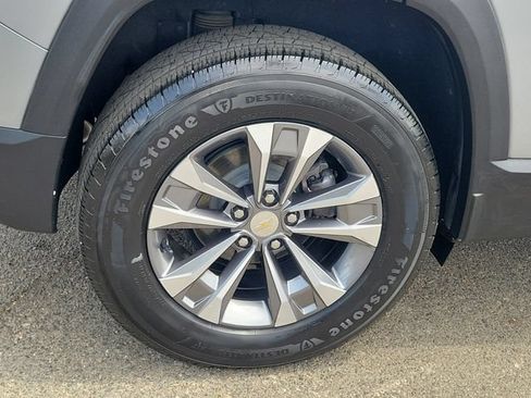 Used 2025 Chevrolet Equinox LT w/ Safety and Technology Package FWD image 29