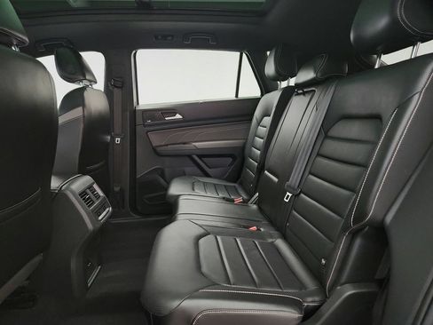 Used 2022 Volkswagen Atlas Cross Sport SEL Premium R-Line AWD/4WD image 28