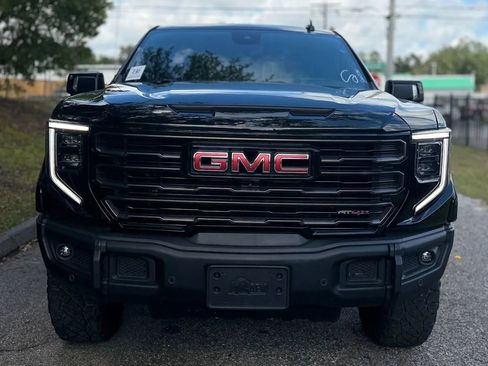 Used 2023 GMC Sierra 1500 AT4X AWD/4WD image 5