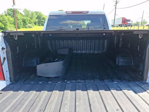 Used 2020 Chevrolet Silverado 1500 Custom w/ Custom Value Package AWD/4WD image 29