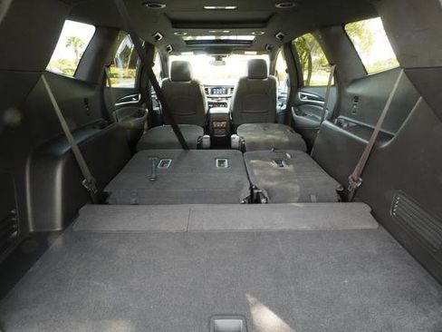 Used 2023 Buick Enclave Essence w/ Experience Buick Package AWD/4WD image 28