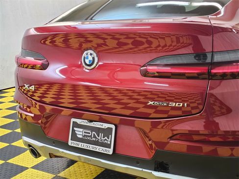 Used 2019 BMW X4 xDrive30i w/ Premium Package image 13