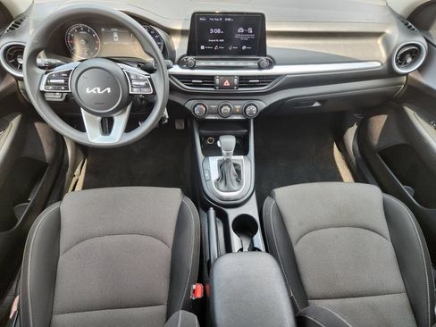 Certified 2024 Kia Forte LXS FWD image 5