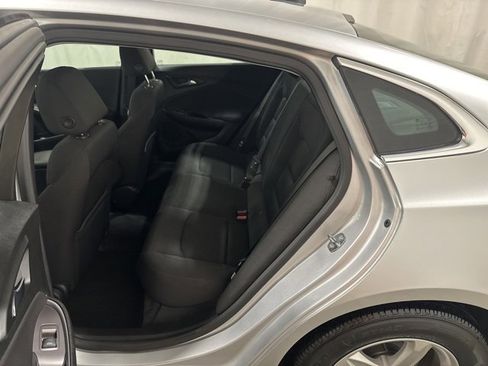 Used 2022 Chevrolet Malibu LS image 12