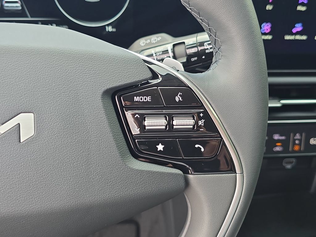 New 2026 Kia Niro Wind FWD image 31