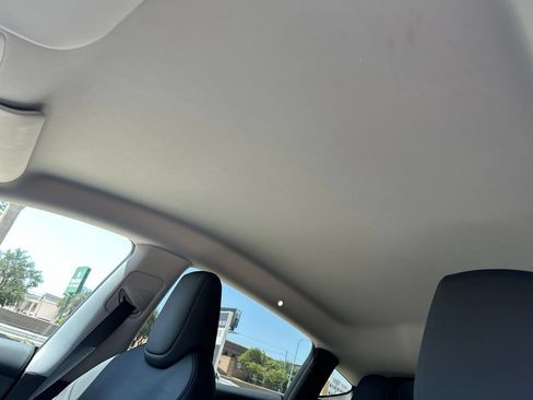 Used 2026 Tesla Model Y 2WD image 19