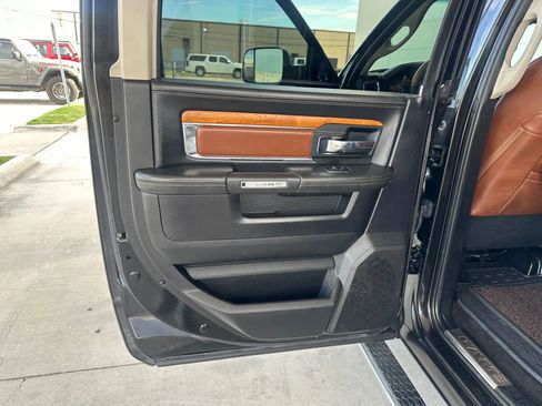 Used 2017 RAM 2500 Longhorn w/ Convenience Group image 17