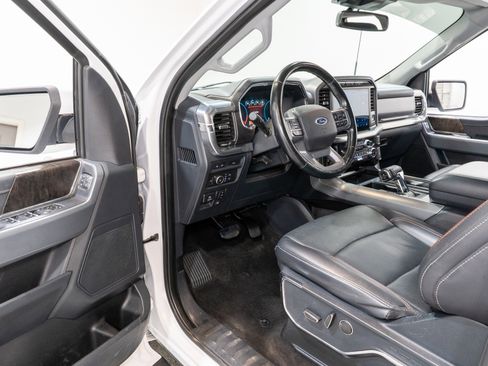 Used 2021 Ford F150 Lariat w/ FX4 Off-Road Package AWD/4WD image 13