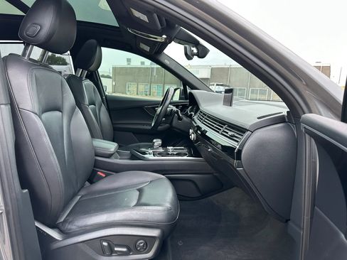 Used 2018 Audi Q7 3.0T Premium Plus w/ Premium Plus Package AWD/4WD image 26
