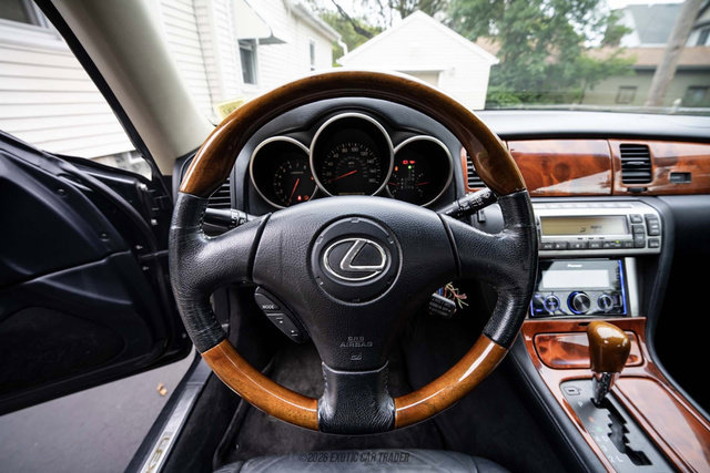 Used 2002 Lexus SC 430 Convertible RWD image 29