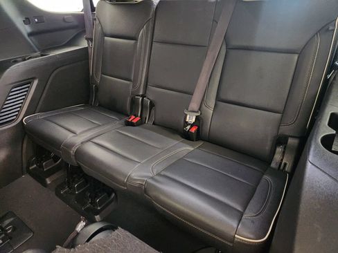 Used 2022 GMC Yukon SLT w/ SLT Luxury Package AWD/4WD image 30