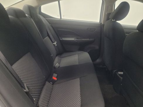 Used 2022 Nissan Versa S FWD image 19
