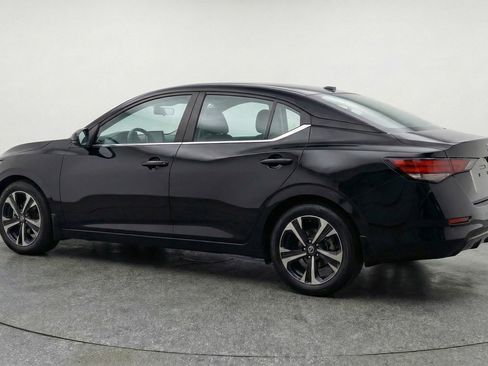 Used 2025 Nissan Sentra SV FWD image 6