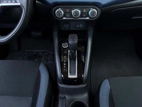 Used 2025 Nissan Versa SV FWD image 14