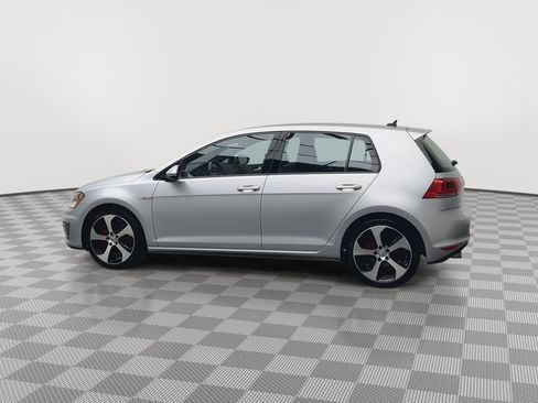 Used 2017 Volkswagen GTI S FWD image 31