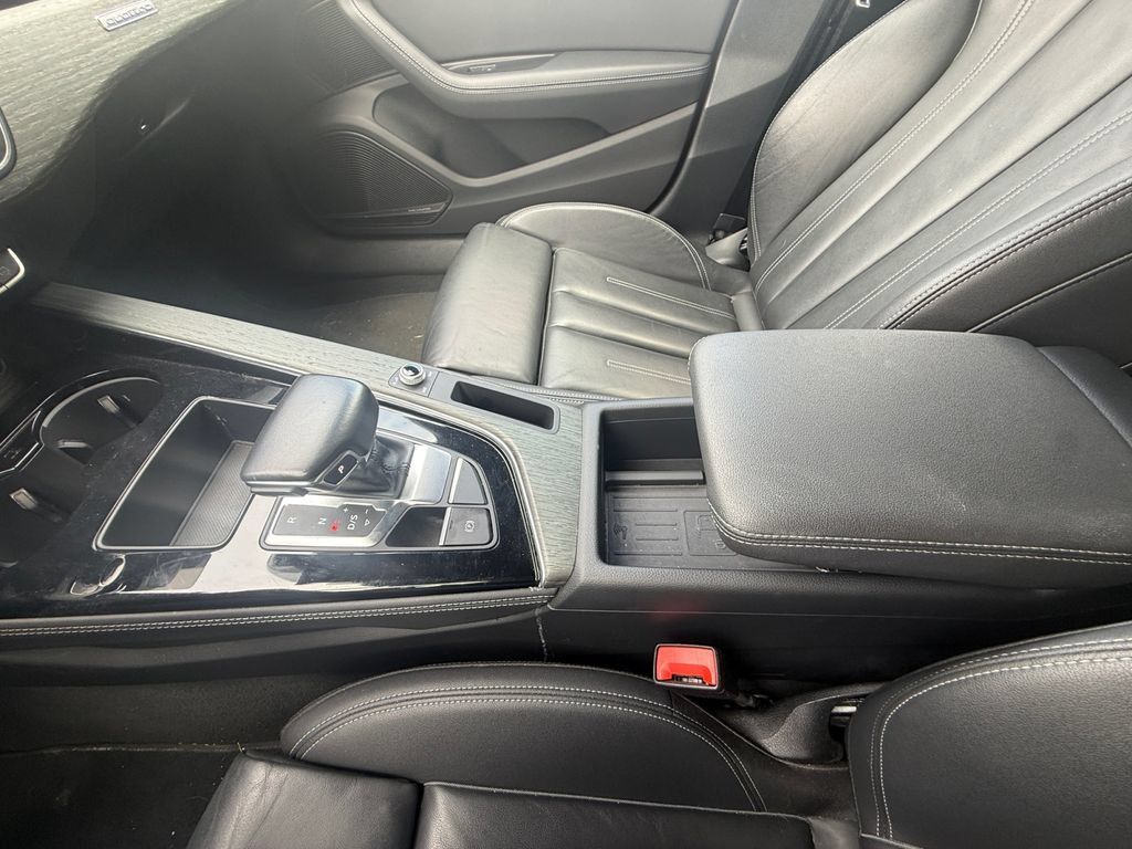 Used 2024 Audi A5 2.0T Premium Plus AWD/4WD image 31