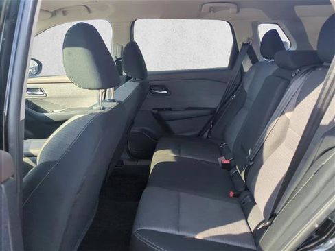 Used 2023 Nissan Rogue SV image 19