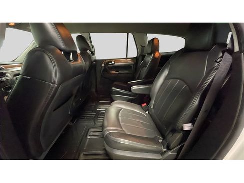 Used 2011 Buick Enclave CXL FWD image 16