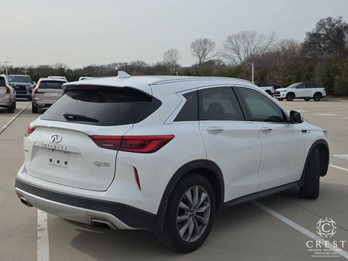 Used 2021 INFINITI QX50 Luxe image 5