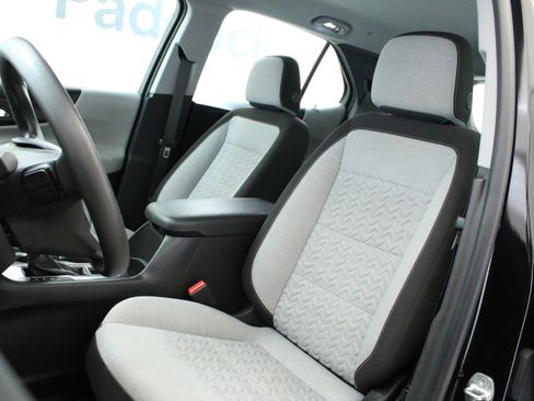 Used 2023 Chevrolet Equinox LS image 24