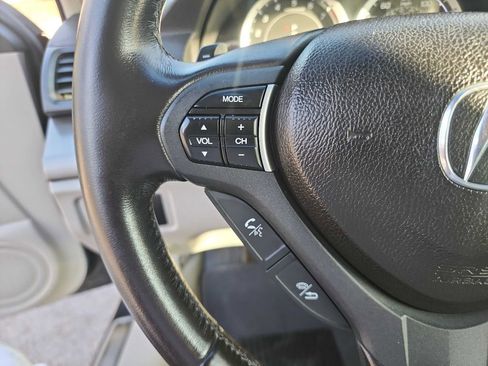 Used 2010 Acura TSX Sedan image 16