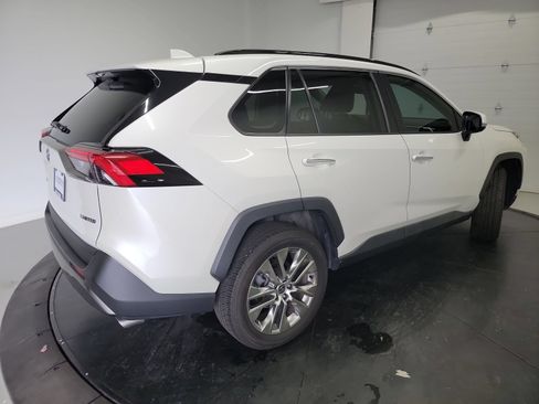 Used 2021 Toyota RAV4 Limited w/ Limited Grade Weather Package FWD image 9